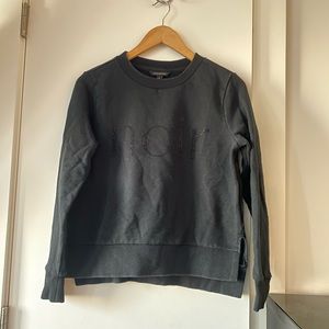 BR "Noir" Sweatshirt